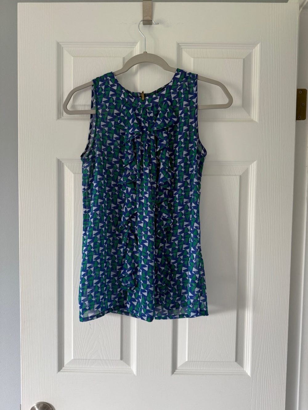 Sleeveless Geometric Print Top in Blue and Green